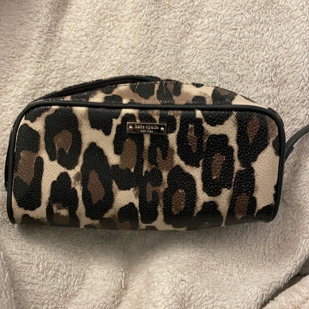 ♠️Kate Spade Chelsea Medium leopard Jacquard Nylon Cosmetic Case Makeup Pouch